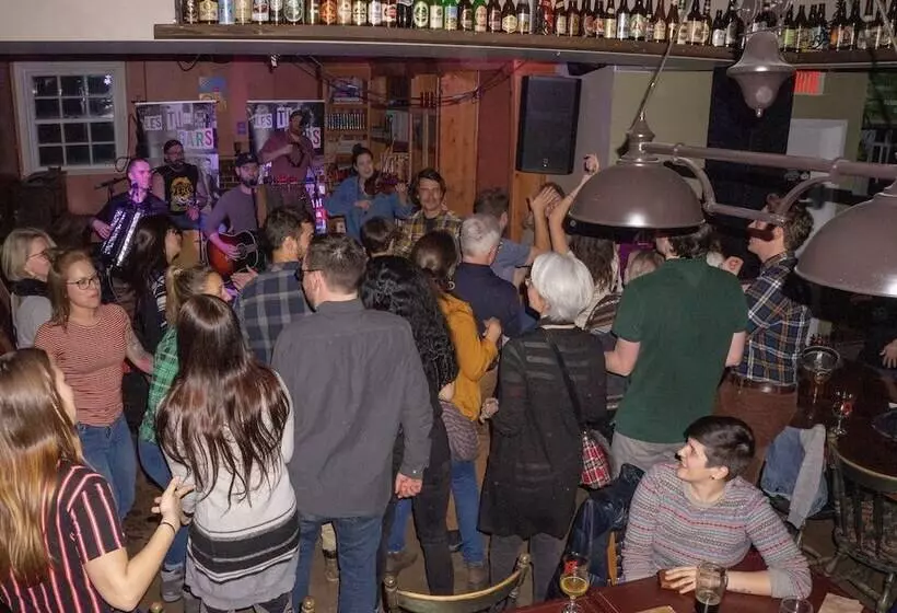 ユースホステル La Secousse