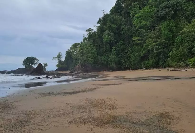 簡易ホテル Ecohotel Linda Judith