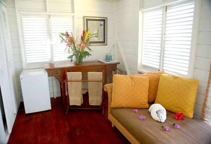 Otel Barefoot Suites