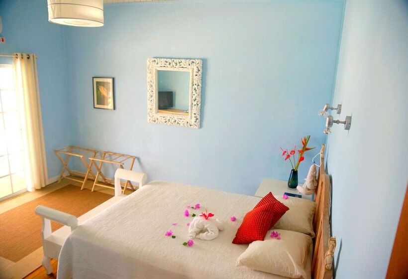 Otel Barefoot Suites