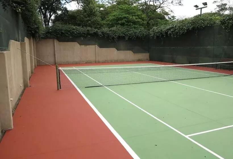 ホテル Ito Si Si Si