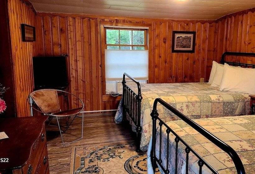 בית מלון כפרי Nevada City