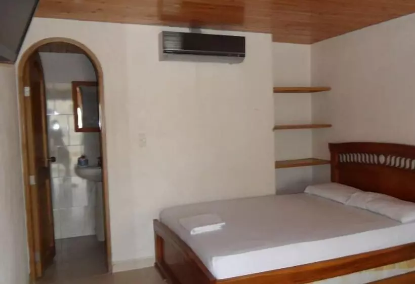 هتل Playa Dorada