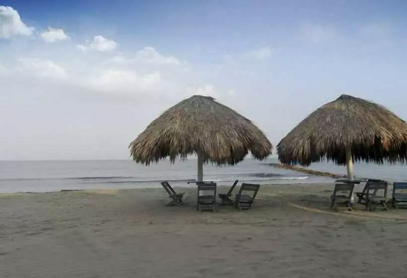 هتل Playa Dorada