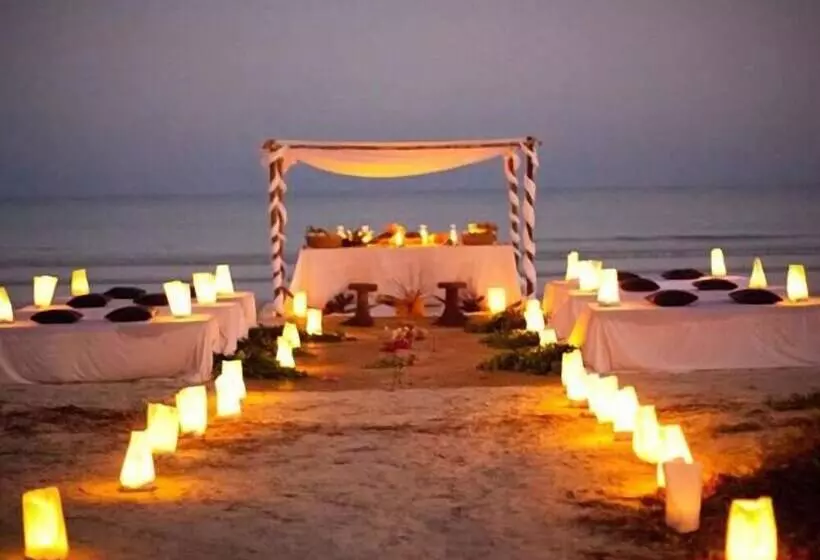 هتل Playa Dorada