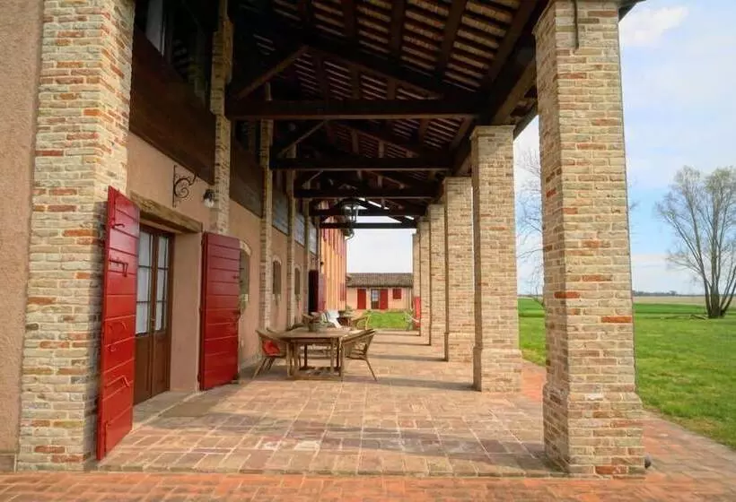 Maaseutuhotelli Agriturismo Ca  Lealtà