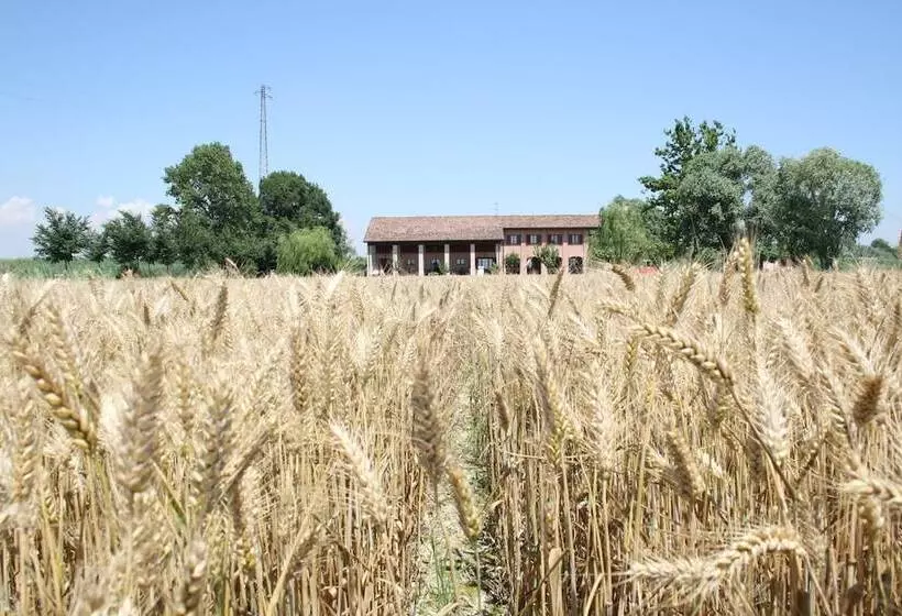 Maaseutuhotelli Agriturismo Ca  Lealtà
