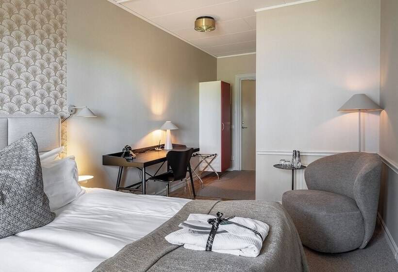 Отель Stufvenäs Gästgifveri