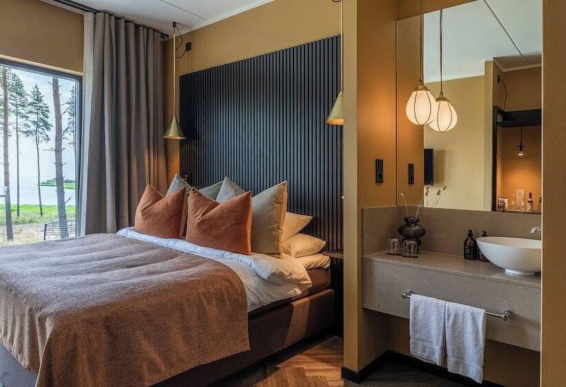 Отель Stufvenäs Gästgifveri