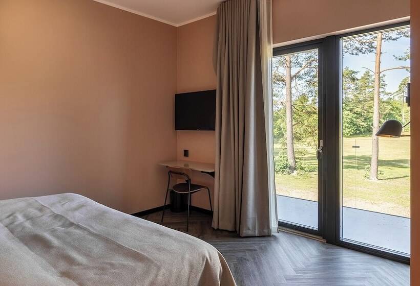 Отель Stufvenäs Gästgifveri