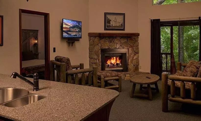 ホテル Twin Lakes Camp Resort