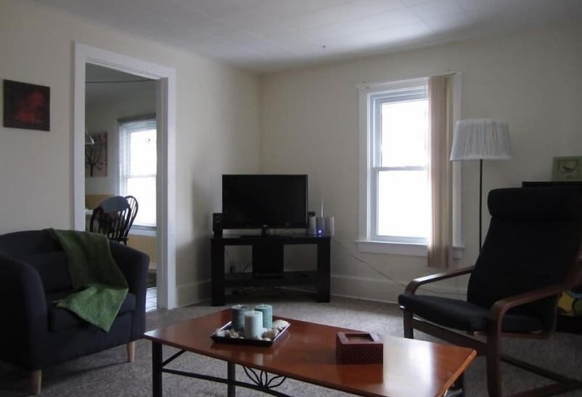 Panzió Dancing Tree Guest Suite