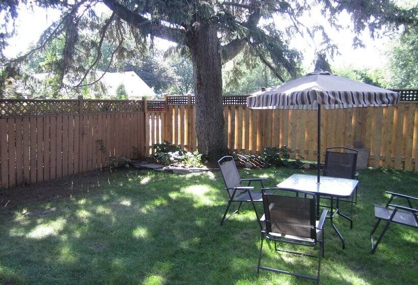 Panzió Dancing Tree Guest Suite