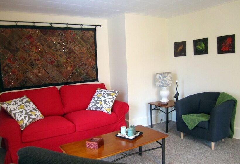 Panzió Dancing Tree Guest Suite