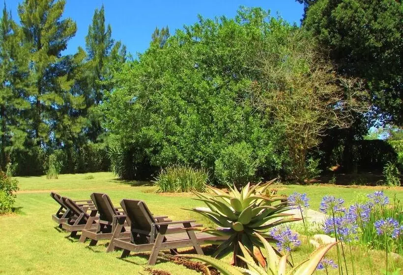 Rosedale Organic Farm B&b