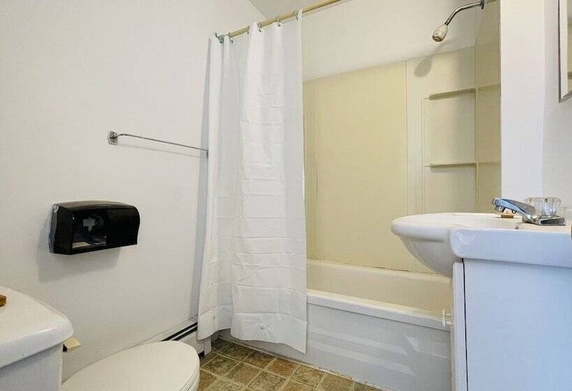 Summerside Motel &cottages