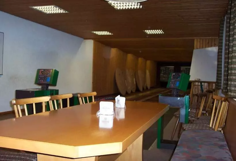 هتل Am Dreienberg