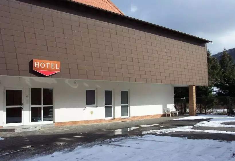 هتل Am Dreienberg