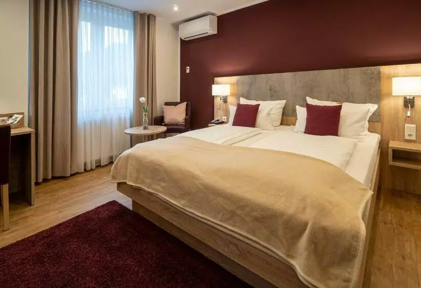 בית מלון כפרי Deutscher Hof