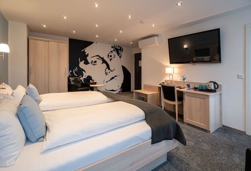 בית מלון כפרי Deutscher Hof