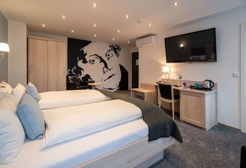 בית מלון כפרי Deutscher Hof