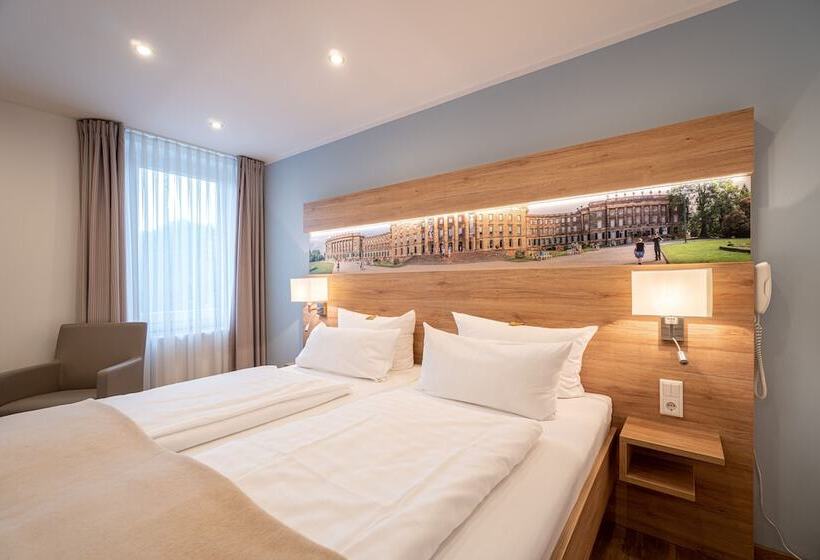 בית מלון כפרי Deutscher Hof