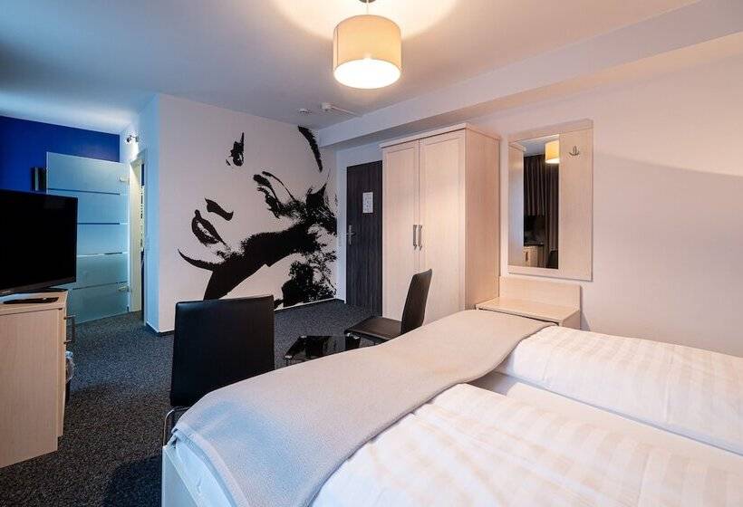 בית מלון כפרי Deutscher Hof