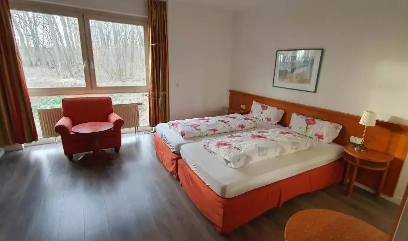 בית מלון כפרי Flörsheimer Hof