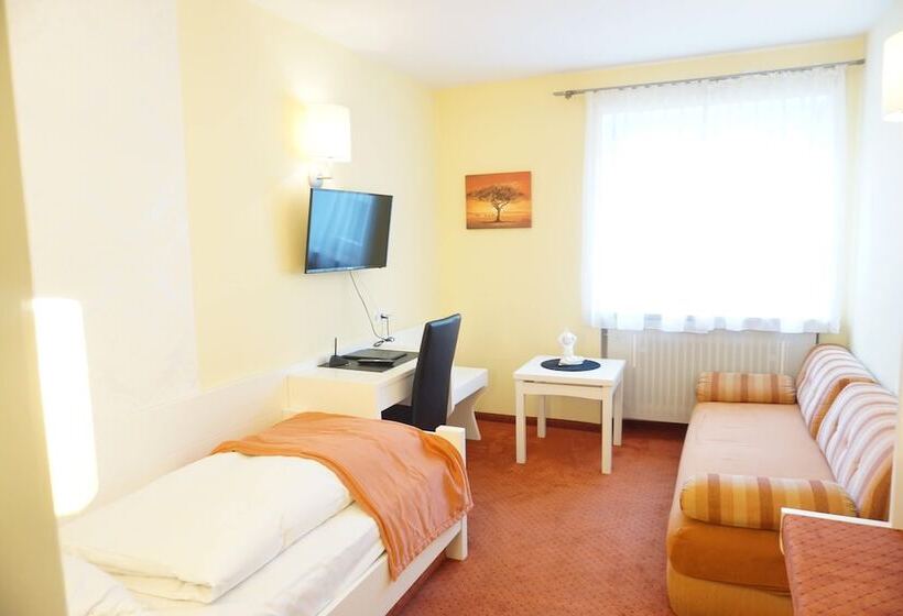 Отель Herdegen Rooms   Self Check In