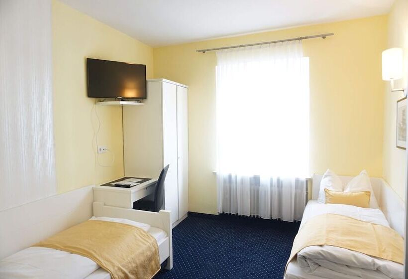 Отель Herdegen Rooms   Self Check In