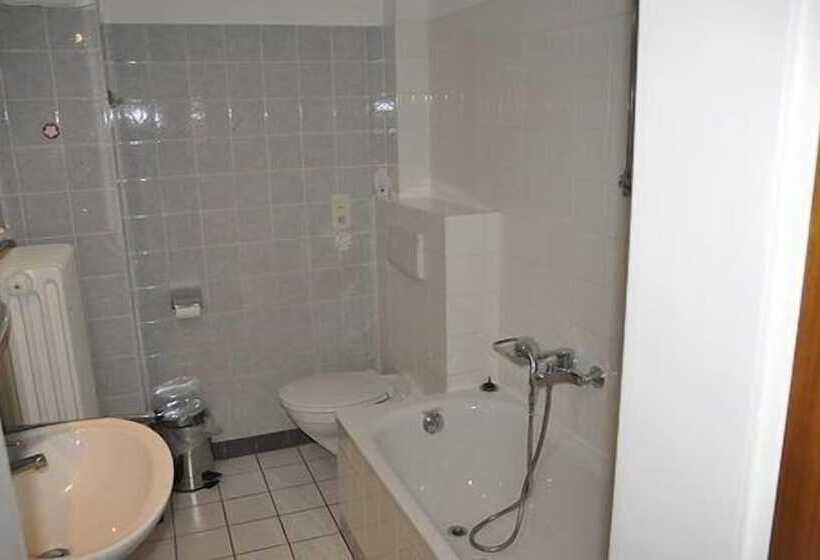 فندق & Hostel Drei Baren