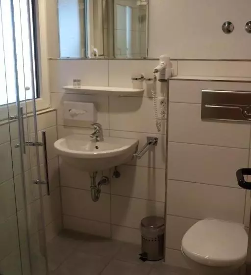 酒店 Landgasthof Eisenbachstube