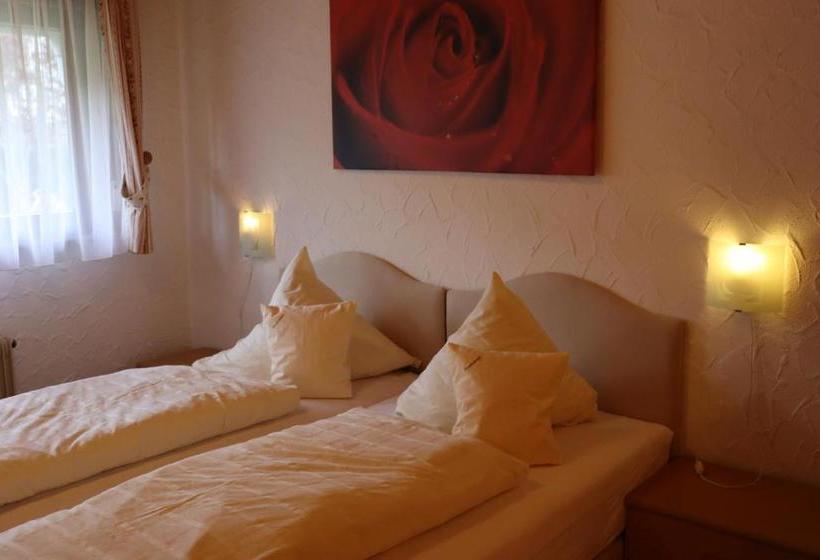 호텔 Landgasthof Eisenbachstube