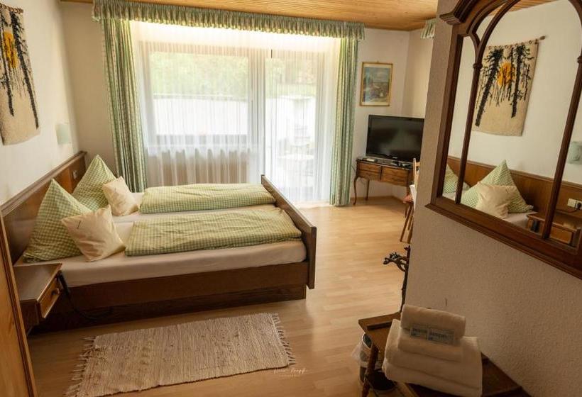 호텔 Landgasthof Eisenbachstube