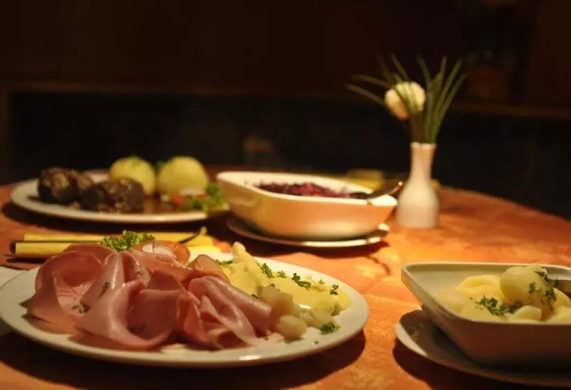 בית מלון כפרי Landgasthof Lang Zum Adler