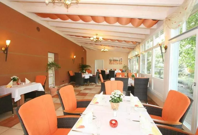 Отель Mühlenhof Lollar