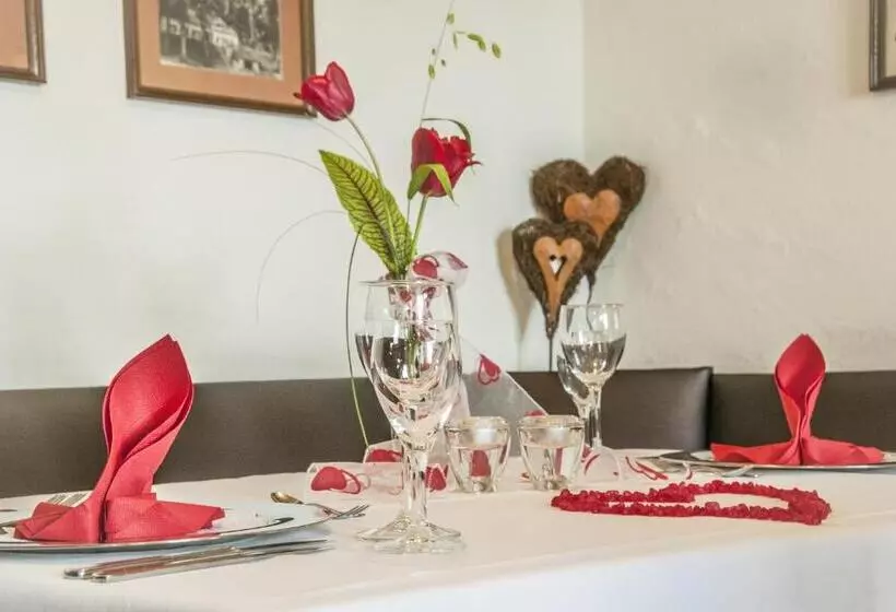 Отель Restaurant Bauer Keller