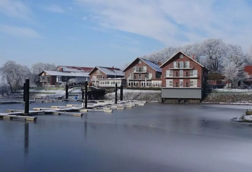 ホテル Restaurant Bootshaus