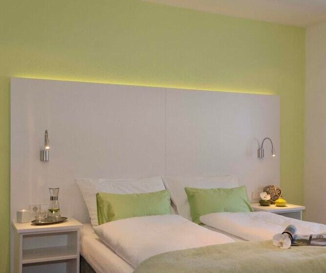 Schlotzeria Hotel I Café I Eis