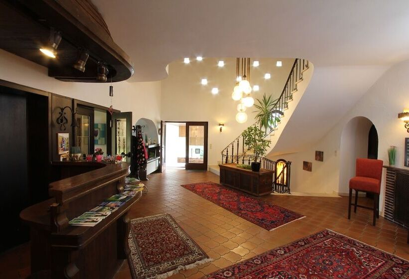 Hotelli Schwarzwald Schäfer