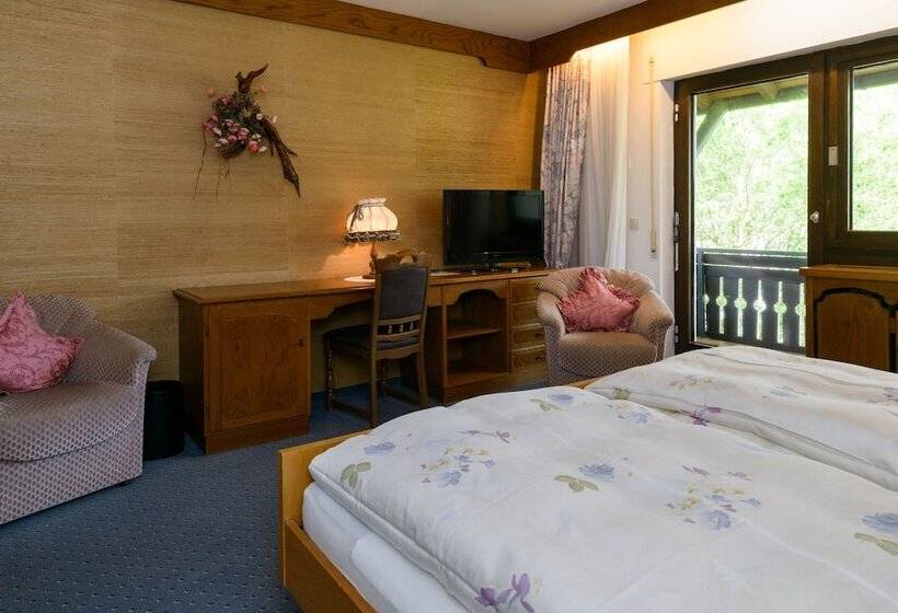 Hotelli Schwarzwald Schäfer