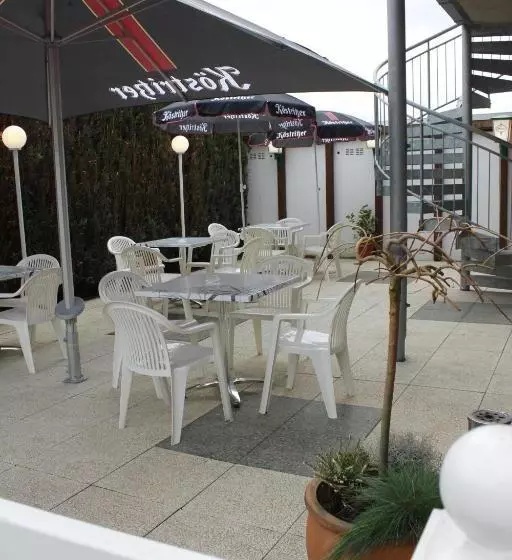 Ummen Hotel&restaurant