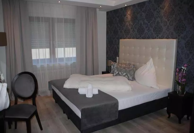 Отель Zur Linde