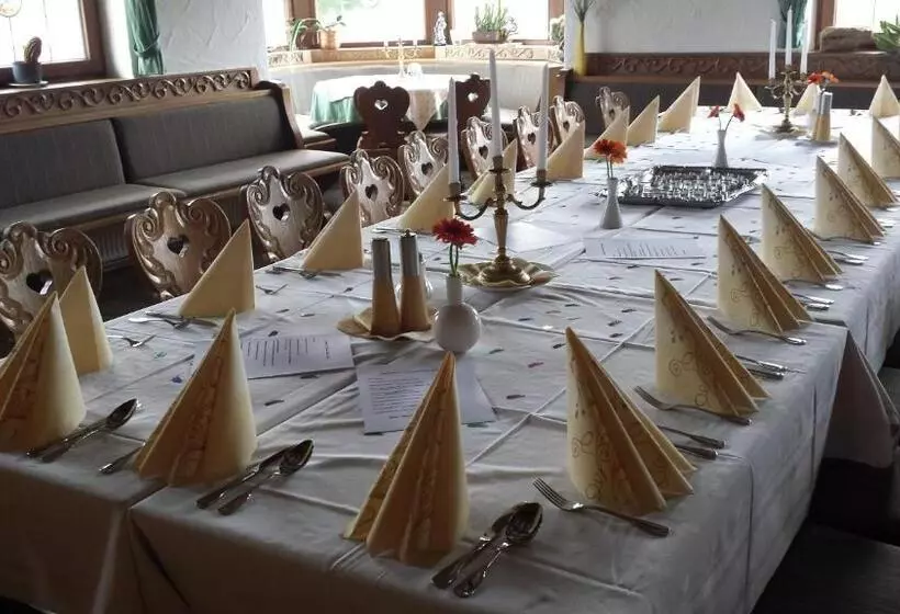 Пансион Erlebnislandgasthof Hotel Neiderhell