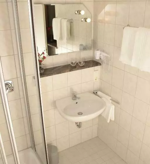 ペンション Schönblick Hotel Garni Ferienwohnungen