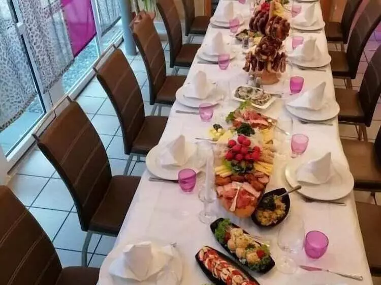 Пансион Restaurant Zum Wendelwirt