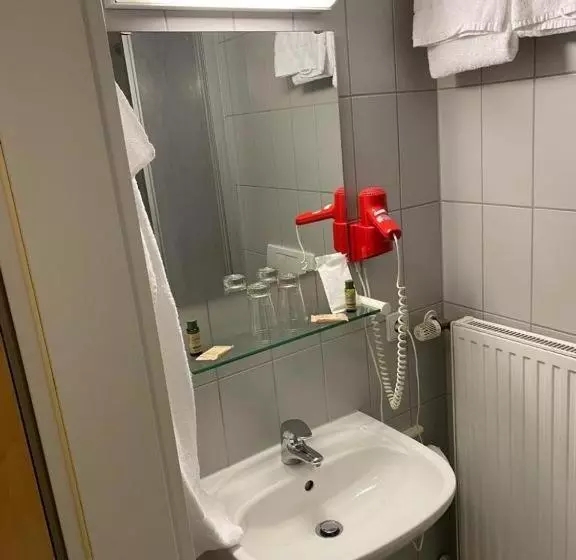 Пансион Restaurant Zum Wendelwirt