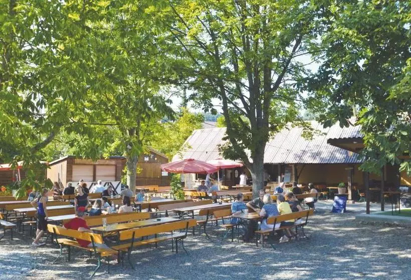 ベッドアンドブレックファースト Frühstückspension Klosterhof In Franken