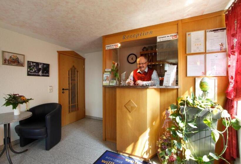 住宿加早餐  Pension Stern