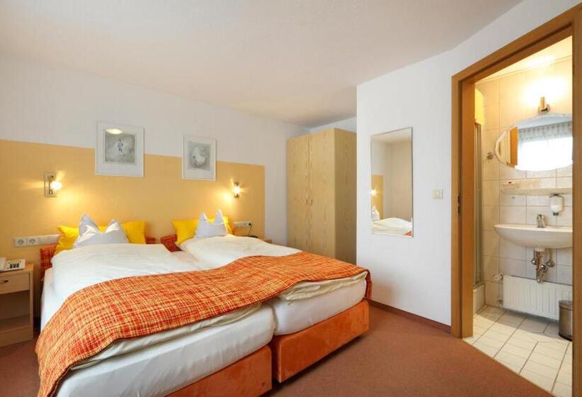 住宿加早餐  Pension Stern